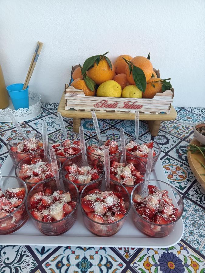 日光浴室住宿加早餐旅馆 Lido di Noto 外观 照片