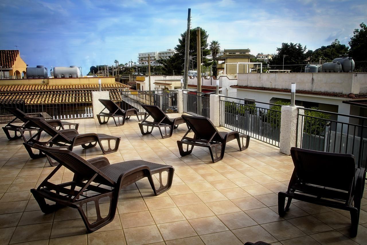 日光浴室住宿加早餐旅馆 Lido di Noto 外观 照片
